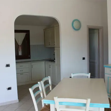 Casa Vacanze Murta Maria Ampio Trilocale Piano Primo * Olbia